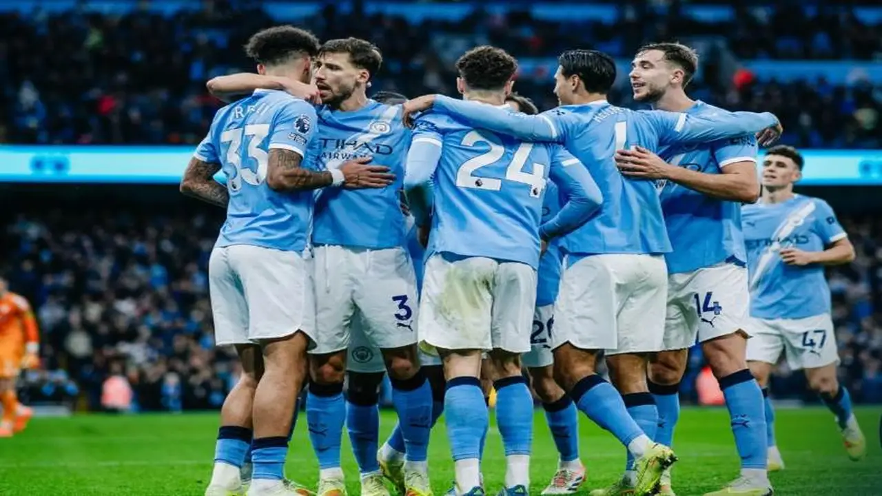 توقيت انطلاق مباراة مانشستر سيتي ضد ليدز يونايتد ببطولة الدوري الإنجليزي الممتاز